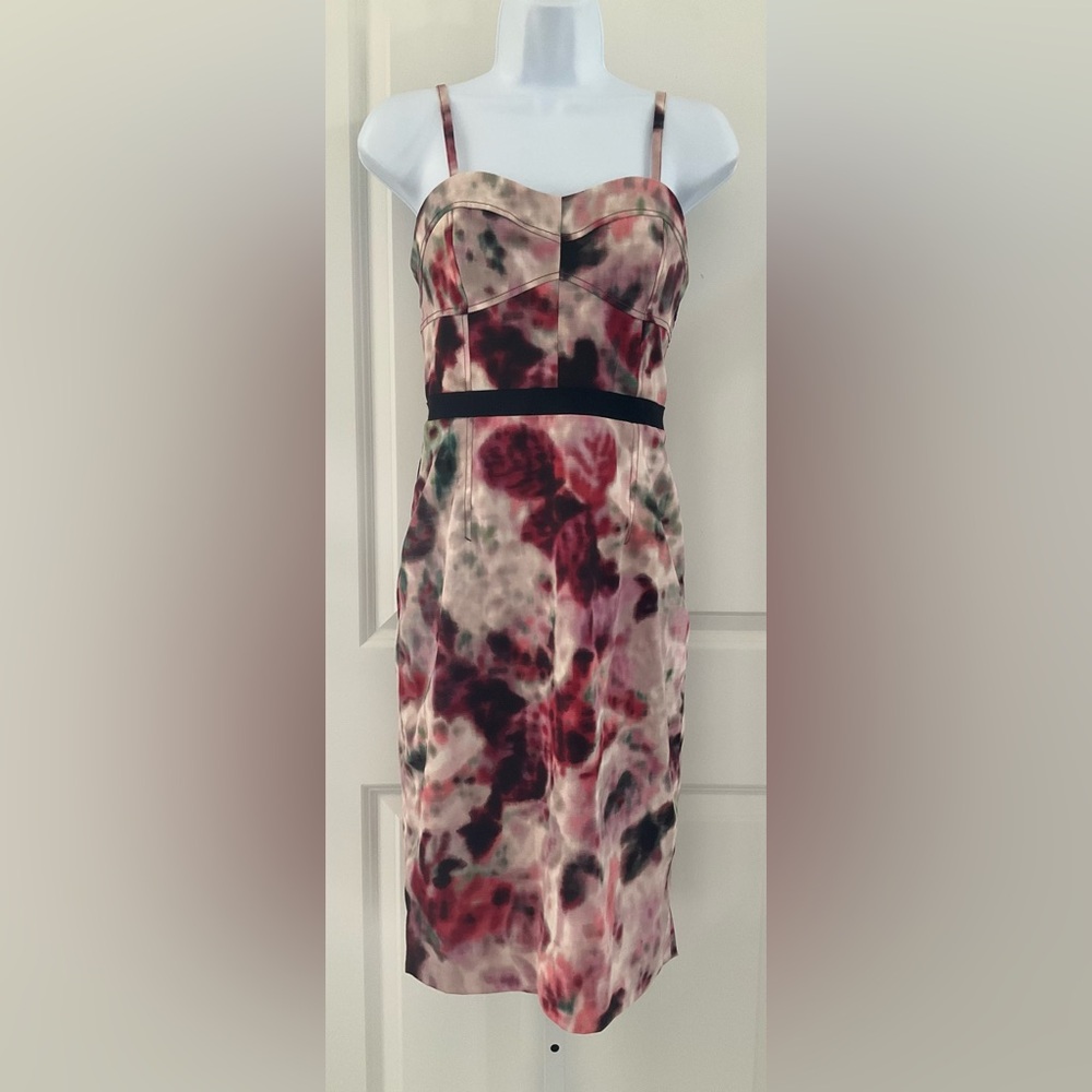 Anthropologie Moulinette Soeurs Abstract Floral Sleeveless Dress.
Size 4.